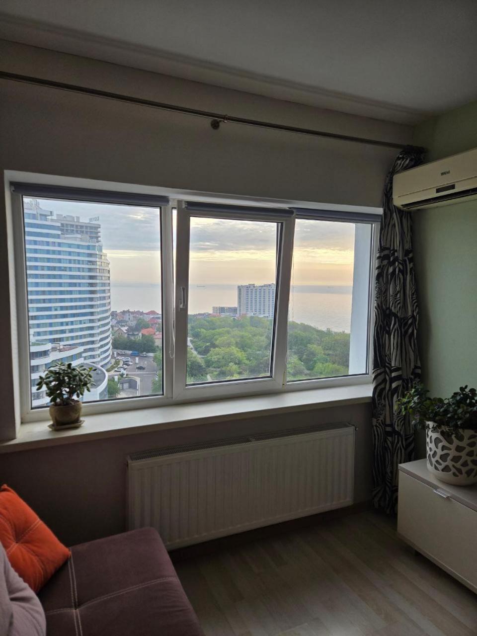 Aparts Panorama Sea Apartment Odessa Ngoại thất bức ảnh